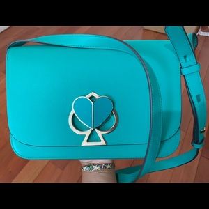 Kate Spade Nicola twistlock. Color = Fiji green